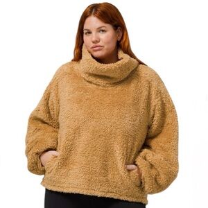Lululemon Warm Restore Sherpa Fleece 14 Pullover Tan Pockets Oversized Top Cozy